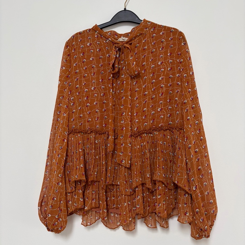 Blushing Heart Ruffle High neck Tied Blouse Size Large Rust Color